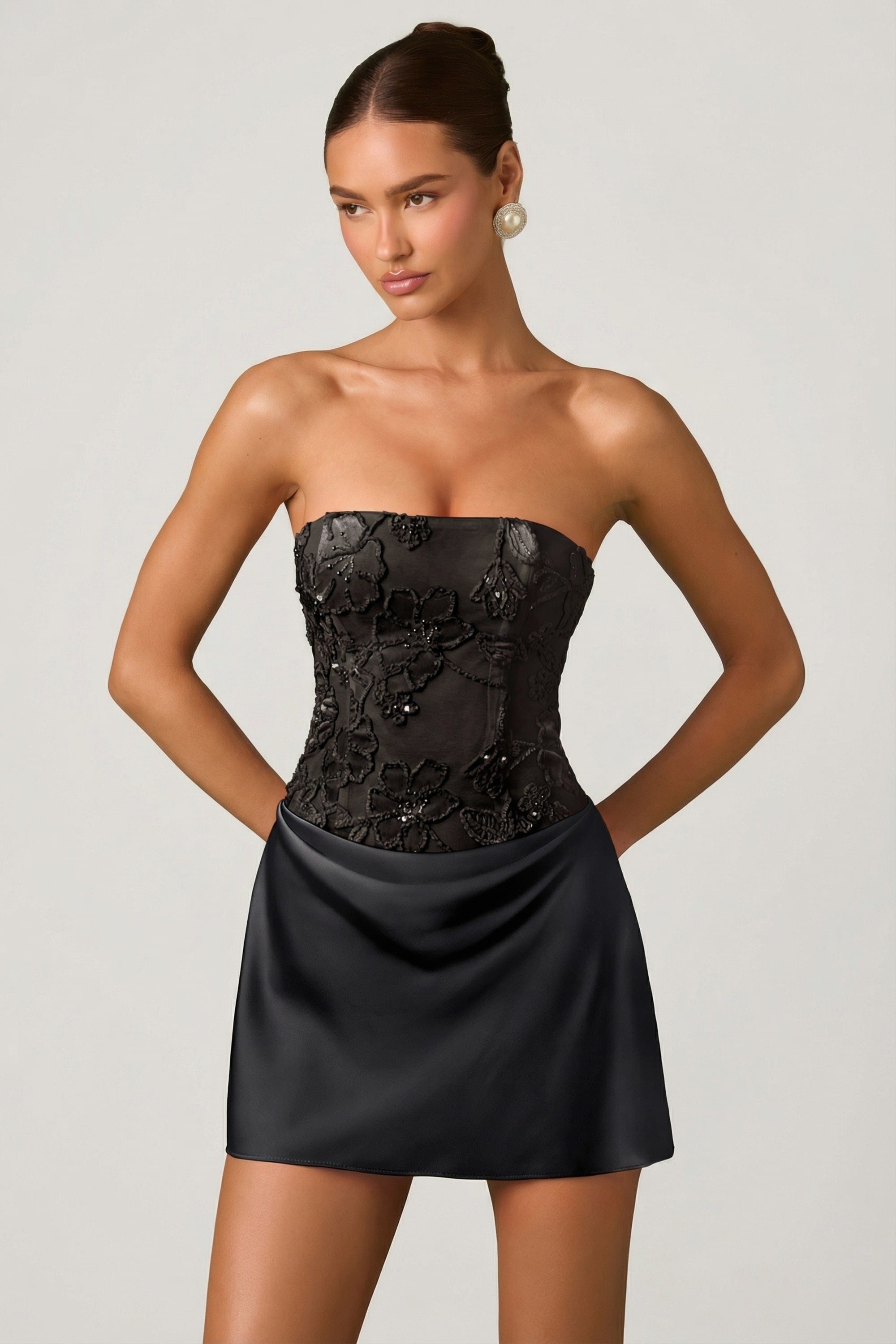Silhouette A-line noire