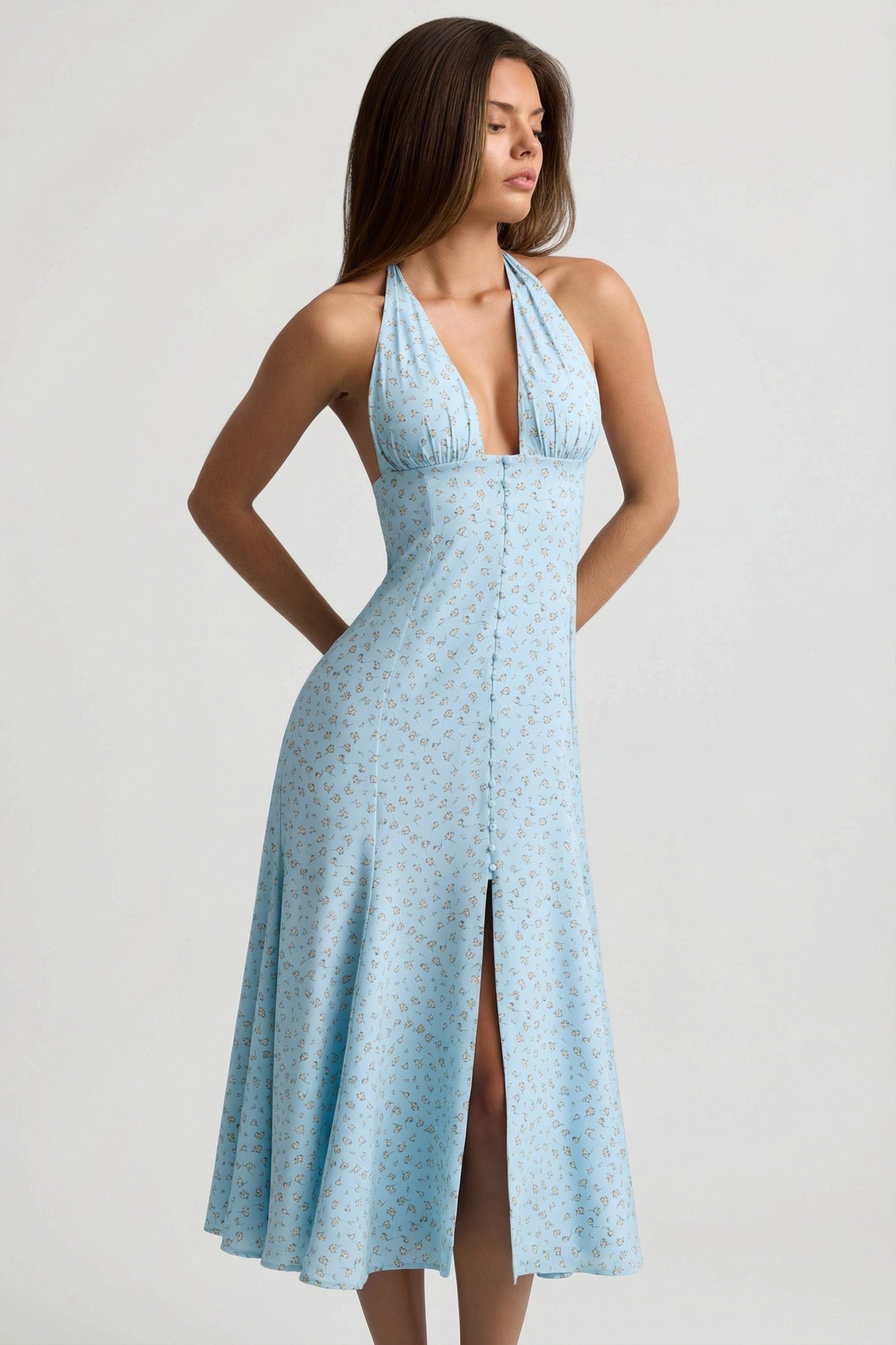 robe avec boutons recouverts