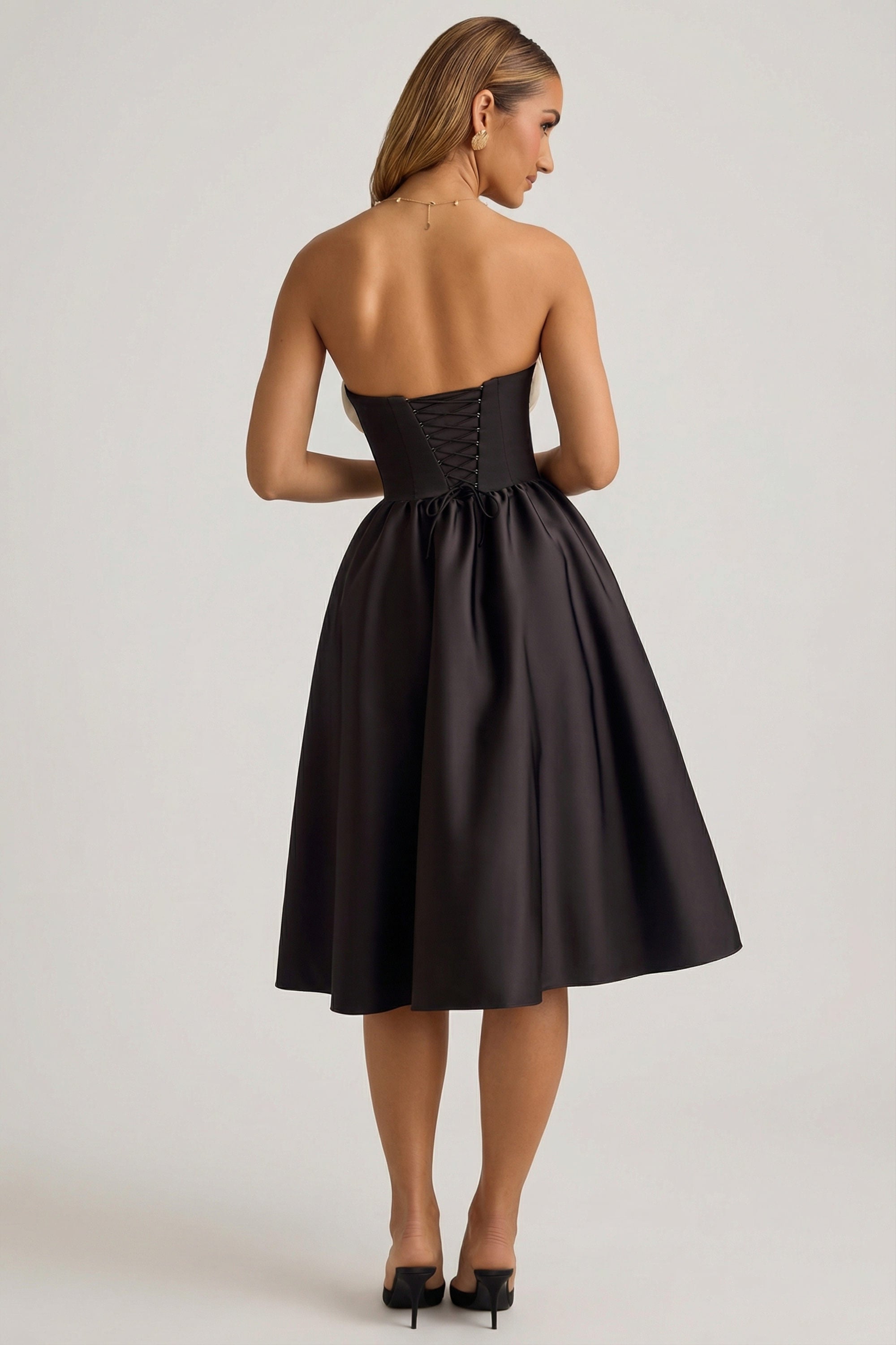 robe élégante sans bretelles