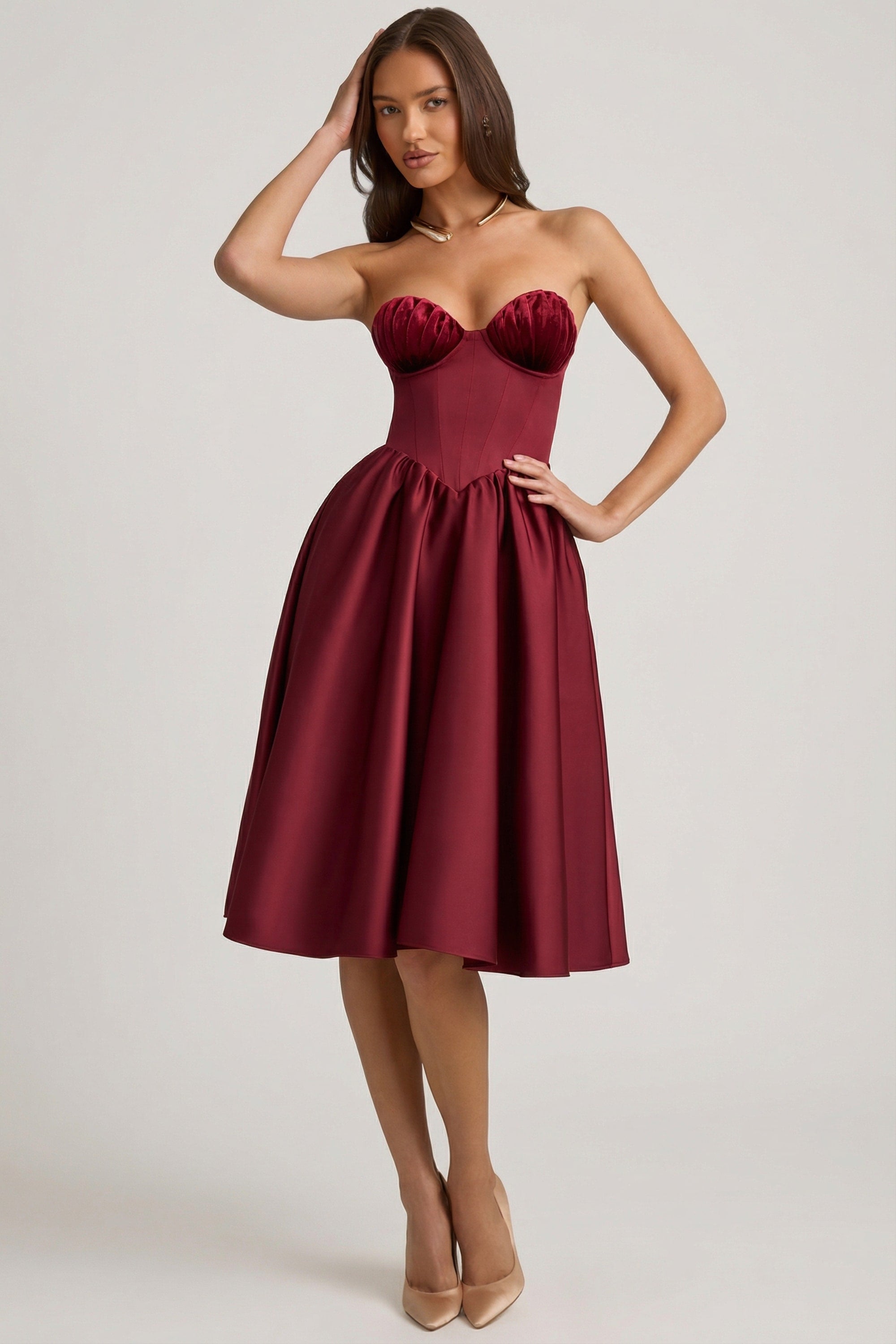 robe satin rouge