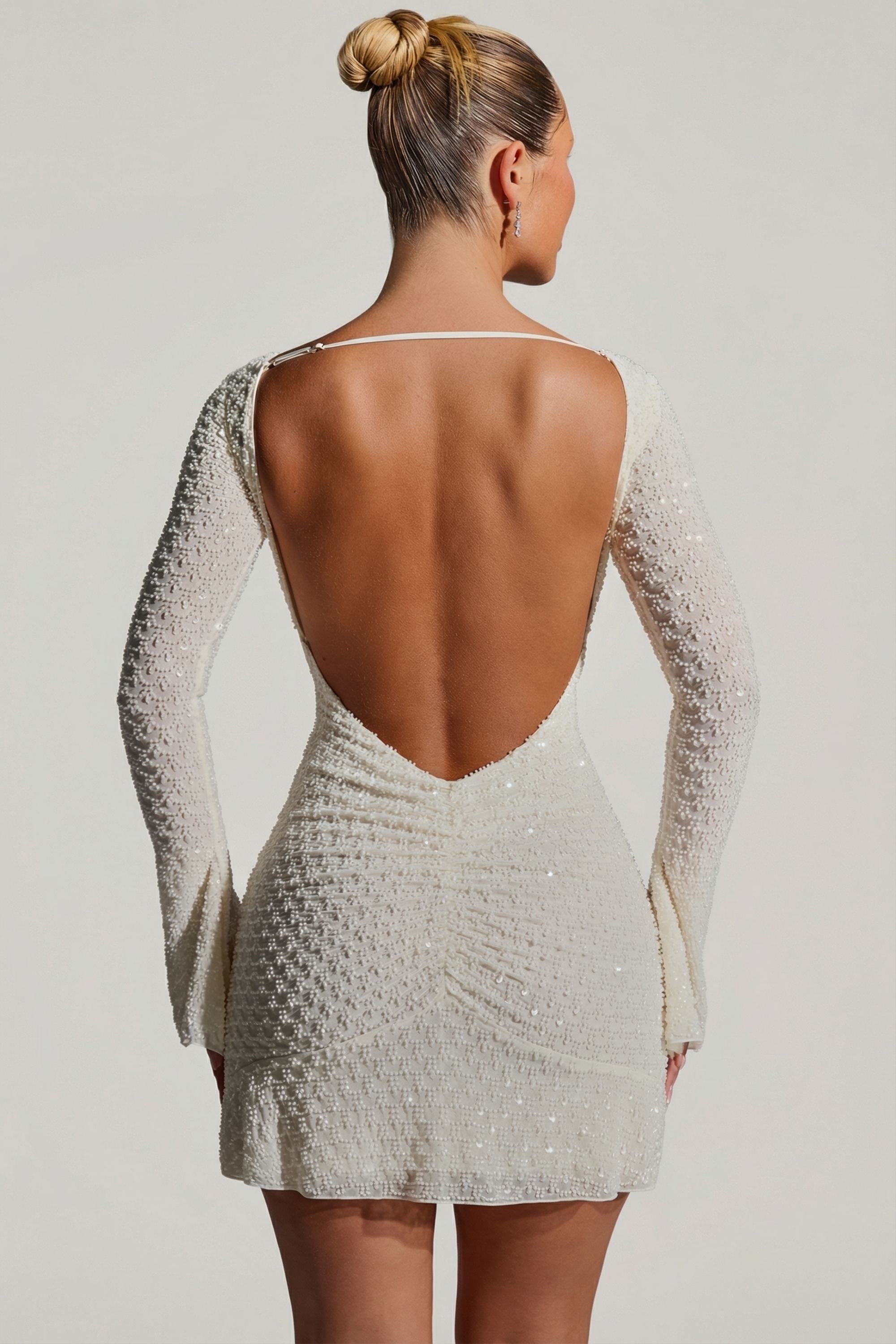 dos nu robe mini blanc