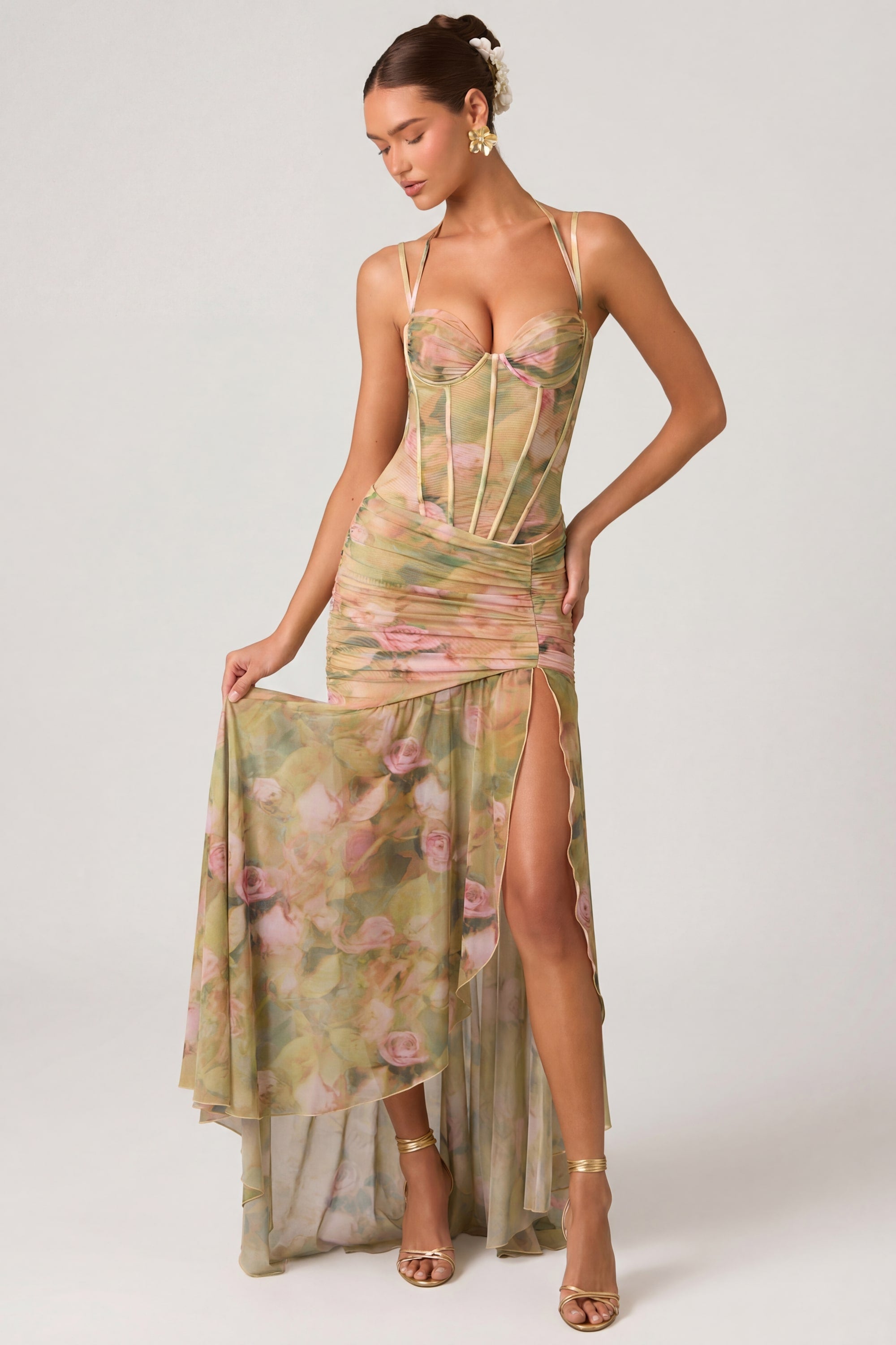 dessin floral multicolore sur robe