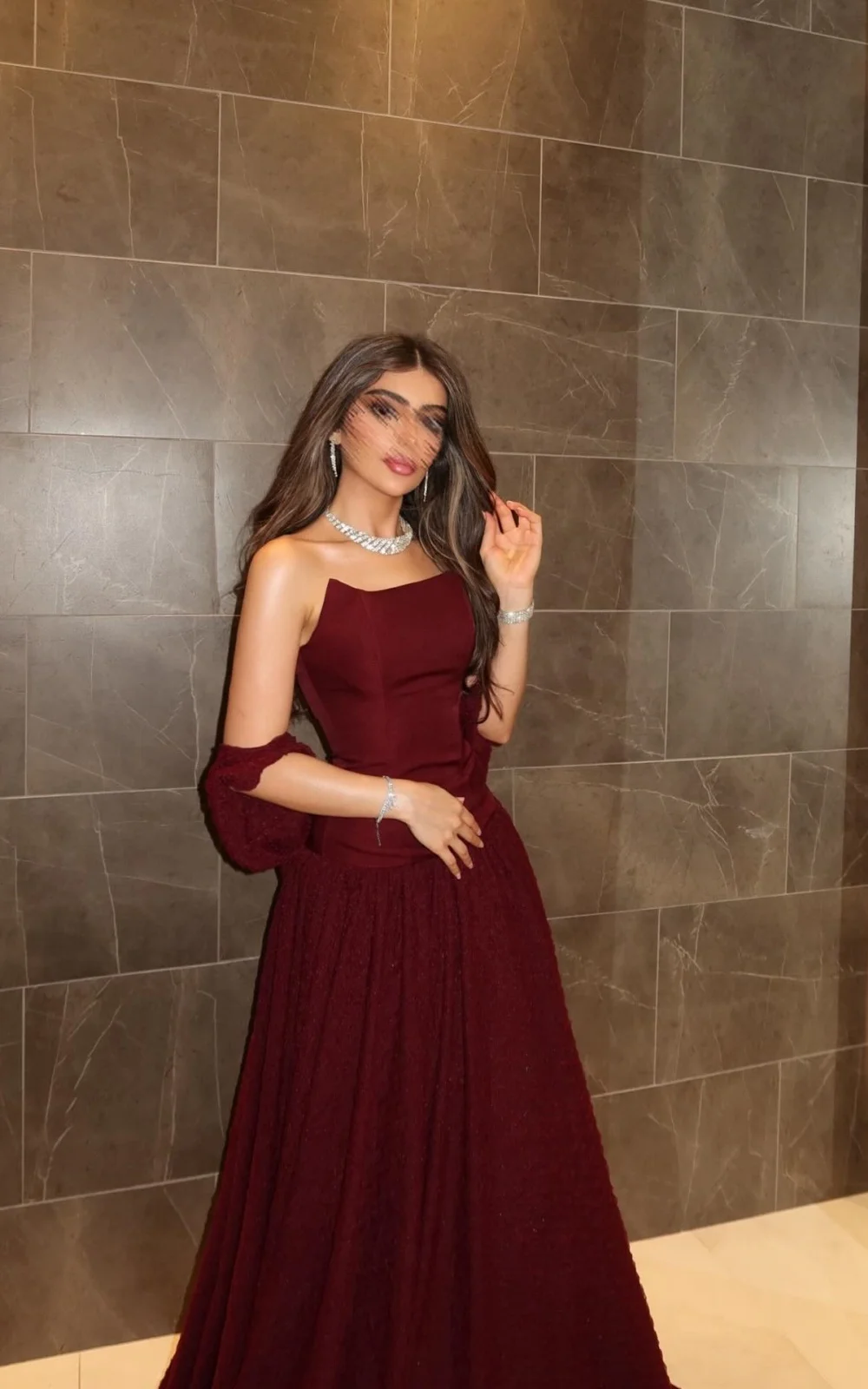 Burgundy Crepe Prom Dress Elegant A-Line Strapless Corset – Image 10