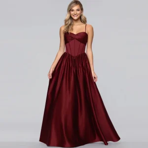 Maxi Dress Burgundy Corset