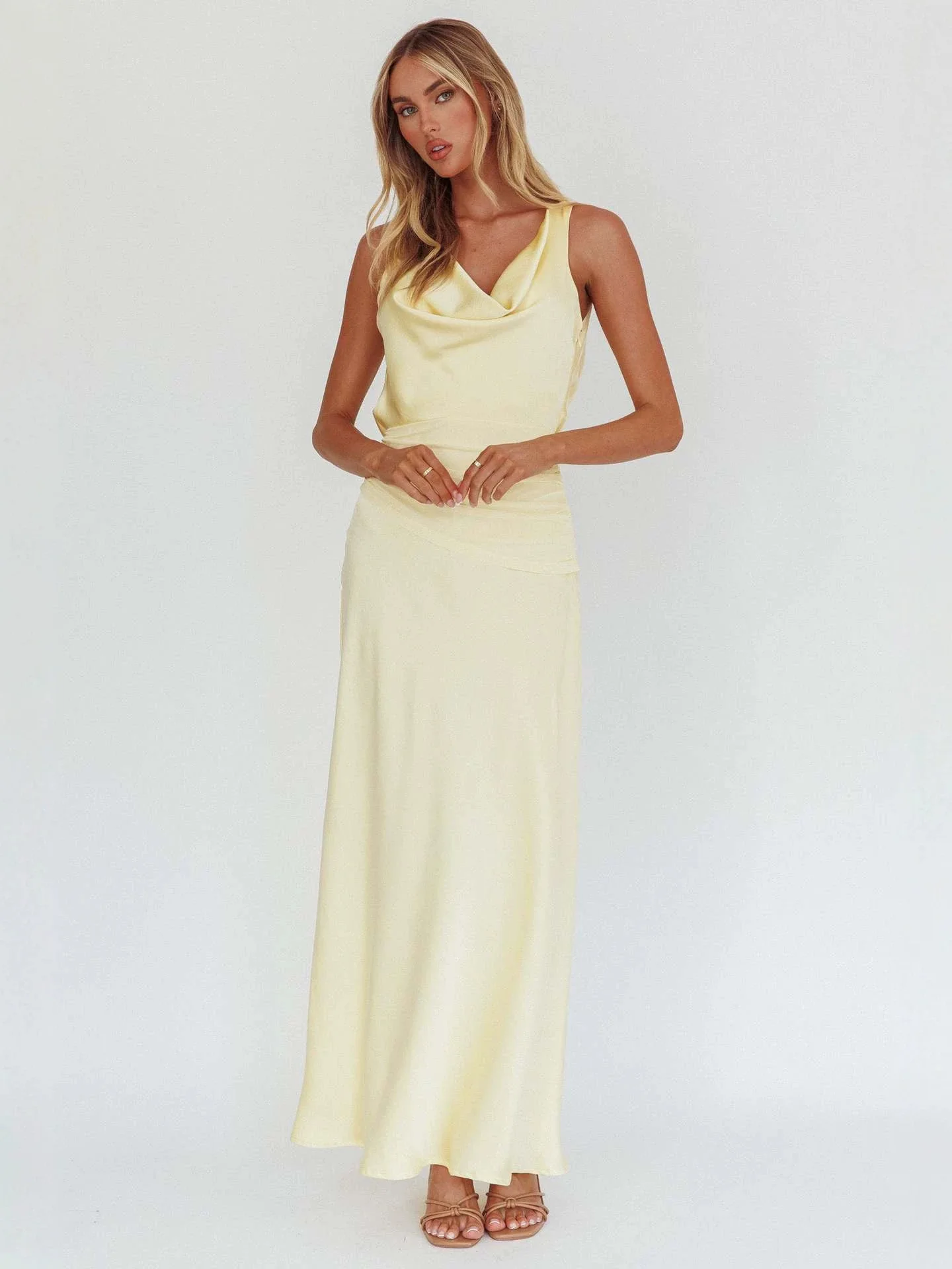 Maxi Dress Sleeveless Backless – Image 2