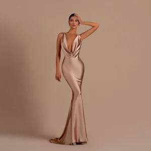 Satin Surface Lady Evening Dresses Sexy Backless Wrap Buttocks