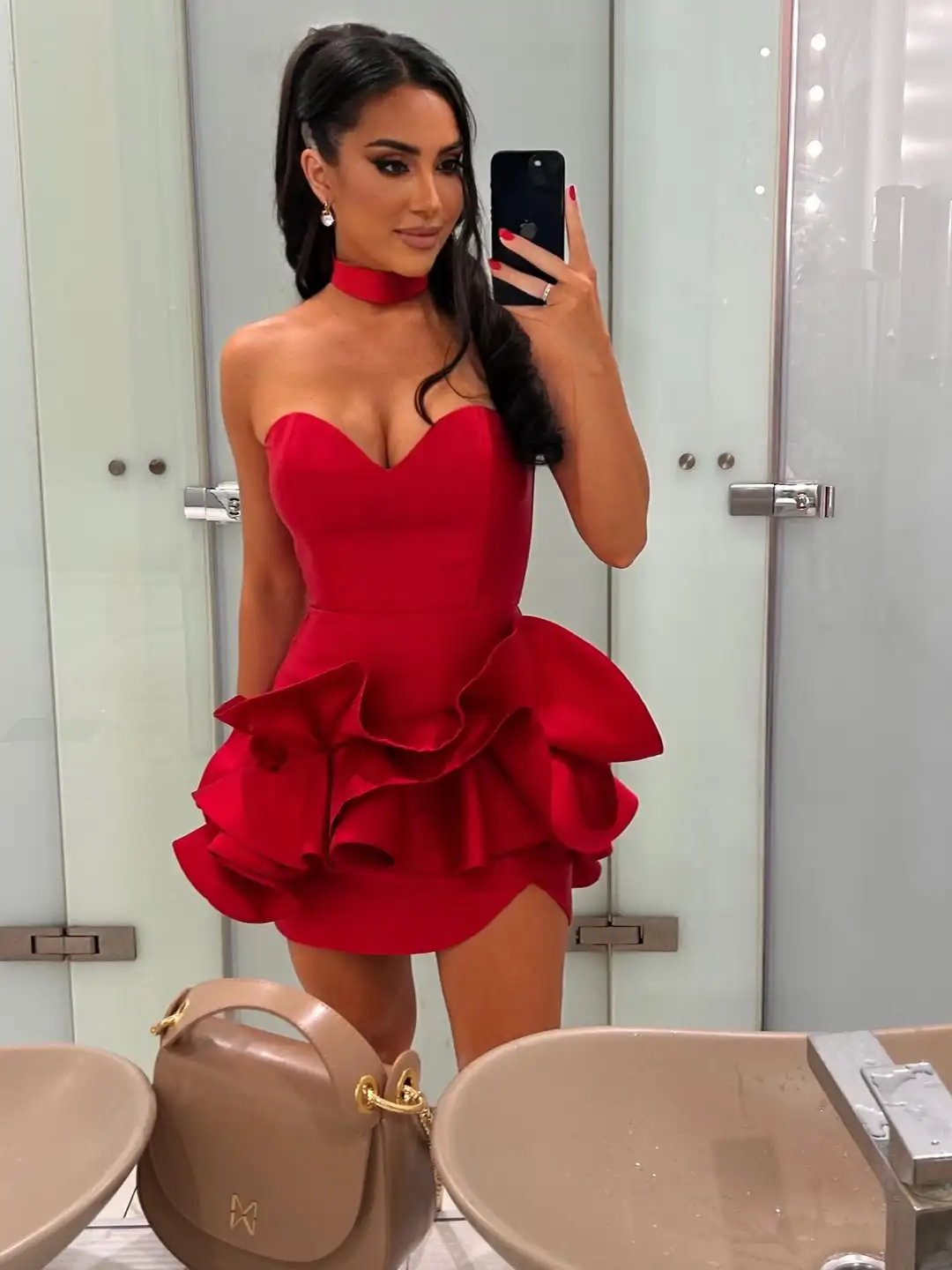 Red Short Prom Dress Eye Catching Sexy Backless Sweetheart Neckline Sleeveless Ruffle Decoration above Knee Straight Silhouette - Image 4