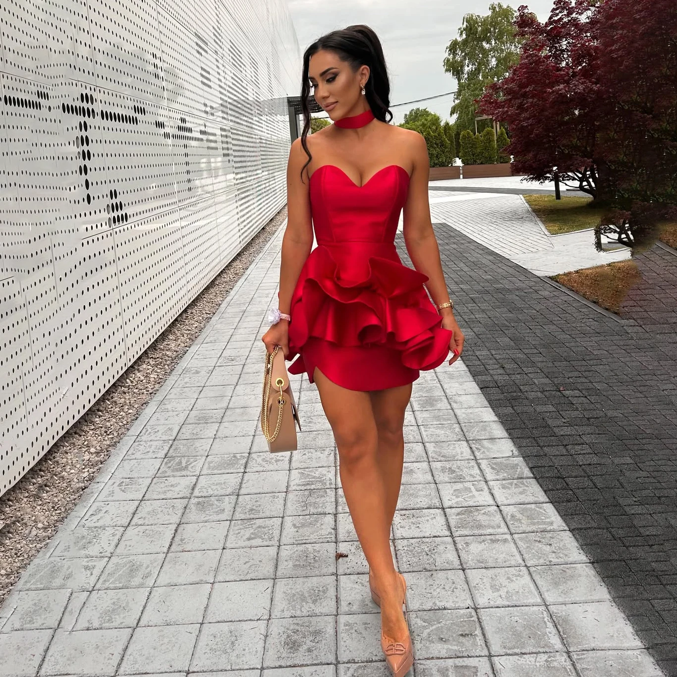Red Short Prom Dress Eye Catching Sexy Backless Sweetheart Neckline Sleeveless Ruffle Decoration above Knee Straight Silhouette