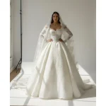 Long Sleeve Princess Wedding Dress Sweetheart Lace A-line Prom Dresses Tight corset Romantic Bride Dress
