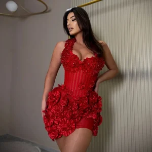 Sexy Red Short Ball Dress Sweetheart Decal Crystal Bead Mini
