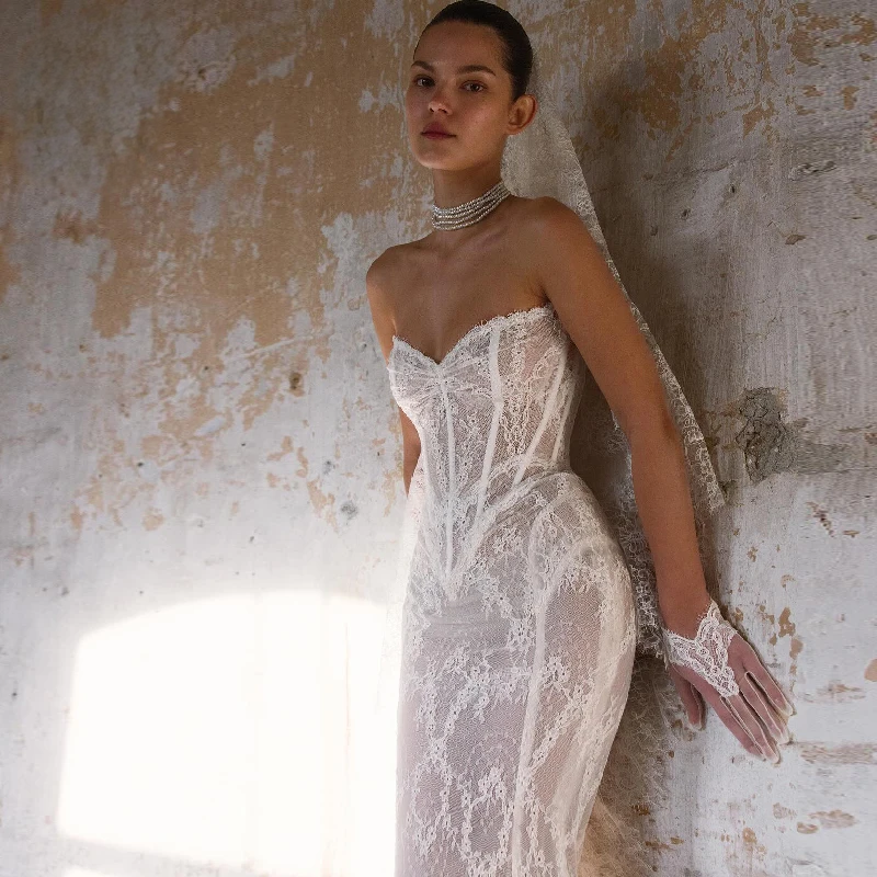 Elegant White Strapless Mermaid Wedding Dress Sheer Lace Fishbone Corset Sleeve Cathedral Train Bridal Gown - Image 3